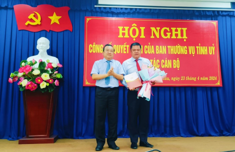 Công bố quyết định chuẩn y Phó Bí thư Thường trực Huyện uỷ Dương Minh Châu