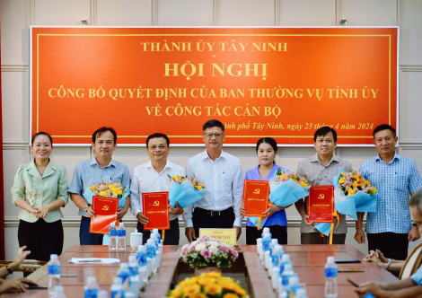 Thành phố Tây Ninh: Trao quyết định chỉ định bổ sung Uỷ viên Ban Chấp hành Đảng bộ Thành phố