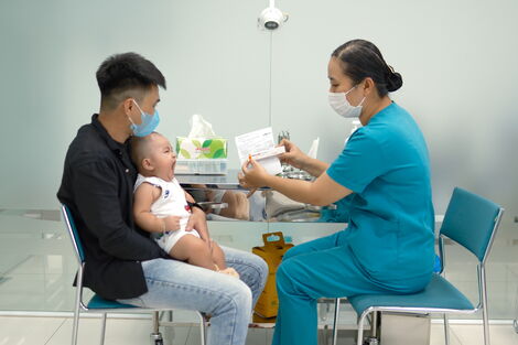 Chung tay tiêm chủng phòng, chống dịch bệnh vì một Việt Nam khoẻ mạnh