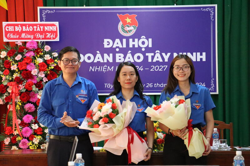 Đại hội Chi đoàn Báo Tây Ninh: Chị Hà Thị Thuý Hằng đắc cử Bí thư Chi đoàn