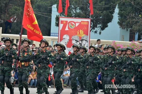 Sáng nay, tổ chức trọng thể Lễ diễu binh, diễu hành kỷ niệm 70 năm Chiến thắng Điện Biên Phủ