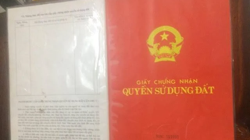 Công chứng viên chỉ ra 2 lỗi thường gặp khi bảo quản sổ hồng