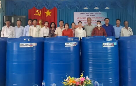 Tây Ninh: Hỗ trợ kinh phí mua bồn chứa nước sinh hoạt cho người dân các tỉnh Long An, Tiền Giang, Bến Tre và Cà Mau