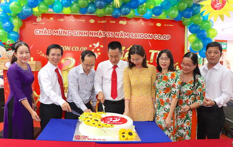 Siêu thị Co.opmart Tây Ninh: Chào mừng sinh nhật 35 năm Sài Gòn Co.op
