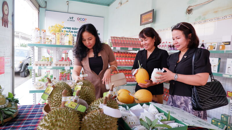 Ra mắt Hội quán mãng cầu Tây Ninh