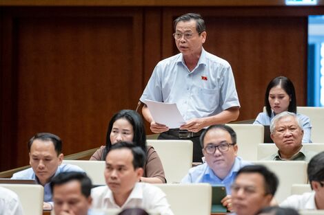 Đại biểu Quốc hội Trần Hữu Hậu: Đề nghị cho phép doanh nghiệp kinh doanh vàng tự kê khai lại hàng hoá tồn kho