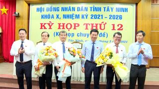 Ông Nguyễn Hồng Thanh được bầu làm Phó Chủ tịch UBND tỉnh