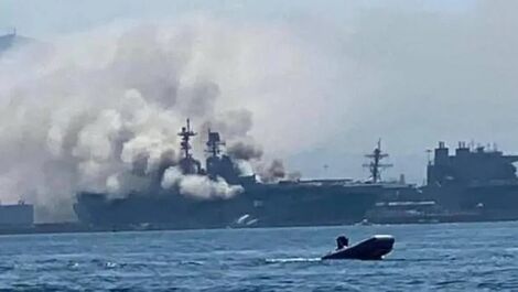 Tàu sân bay Mỹ chìm trong biển lửa khi Houthi nhận vũ khí mới từ Iran?