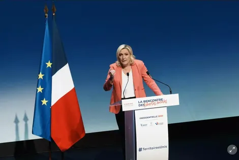 Chính trị gia Le Pen: Tổng thống Macron muốn gây chiến với Nga, tạo 'mối nguy hiểm thực sự' cho nước Pháp