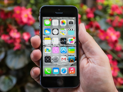 Apple 'khai tử' iPhone 5s, Nvidia sắp thành công ty giá trị thứ hai thế giới