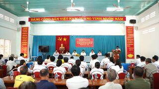 Tổ đại biểu HĐND tỉnh và Thành phố tiếp xúc cử tri phường Hiệp Ninh
