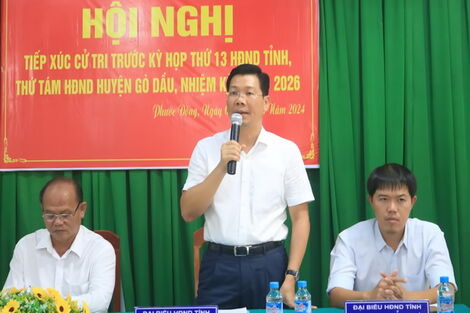 Phó Bí thư Tỉnh uỷ Nguyễn Mạnh Hùng tiếp xúc cử tri xã Phước Đông