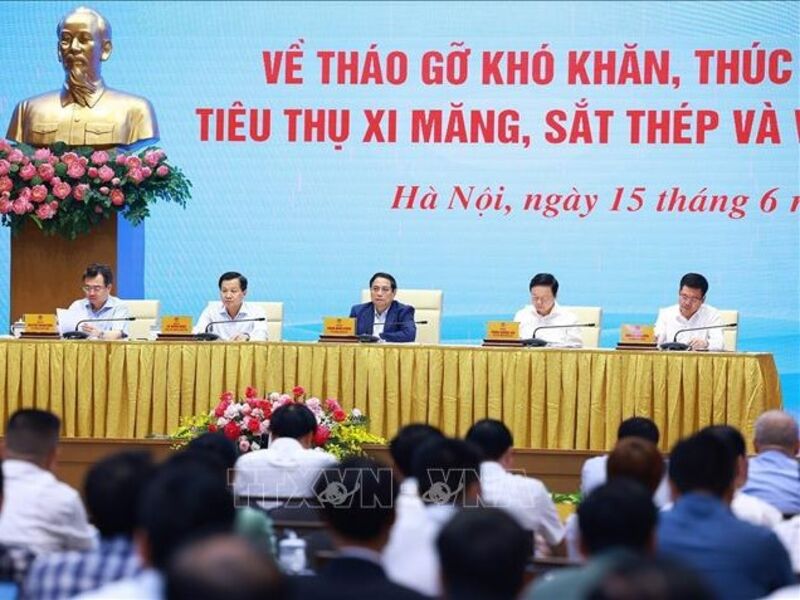 Thủ tướng: Phát triển hạ tầng, tháo gỡ khó khăn cho sản xuất, tiêu thụ vật liệu xây dựng