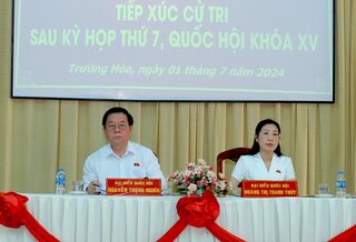 Đoàn đại biểu Quốc hội tỉnh Tây Ninh tiếp xúc cử tri thị xã Hoà Thành