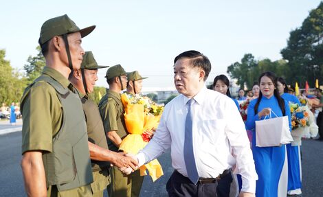 Tây Ninh ra mắt lực lượng tham gia bảo vệ an ninh, trật tự ở cơ sở