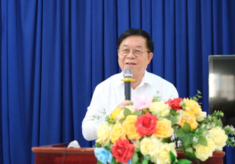 Trưởng Ban Tuyên giáo Trung ương Nguyễn Trọng Nghĩa tiếp xúc cử tri huyện Gò Dầu