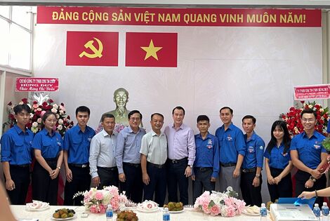 Ra mắt Chi đoàn cơ sở Công ty TNHH Hùng Duy