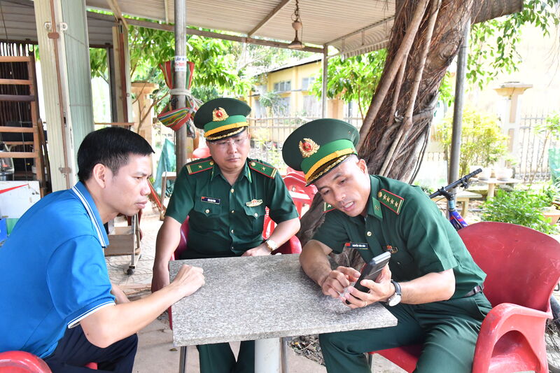 Đại uý Nguyễn Văn Hào: Gương sáng trong thi đua làm theo lời Bác