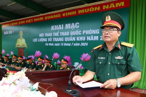 Quân khu 7 khai mạc Hội thao thể dục thể thao quốc phòng năm 2024