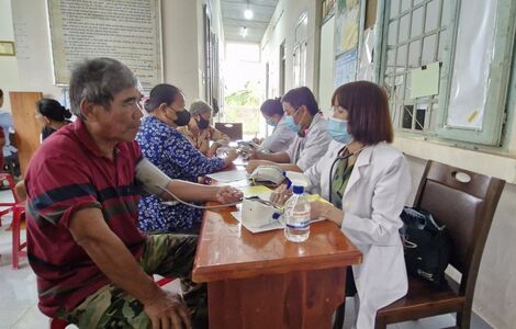 Bệnh xá Công an Tây Ninh: Khám bệnh, cấp phát thuốc miễn phí cho người dân xã Mỏ Công