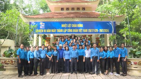 Đoàn công tác Tổng Liên đoàn Lao động Việt Nam về nguồn tại Tây Ninh
