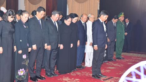 Đoàn đại biểu Tây Ninh viếng Tổng Bí thư Nguyễn Phú Trọng