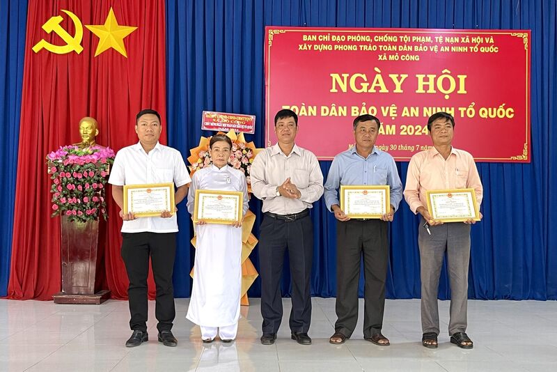 Xã Mỏ Công tổ chức Ngày hội toàn dân bảo vệ an ninh Tổ quốc năm 2024