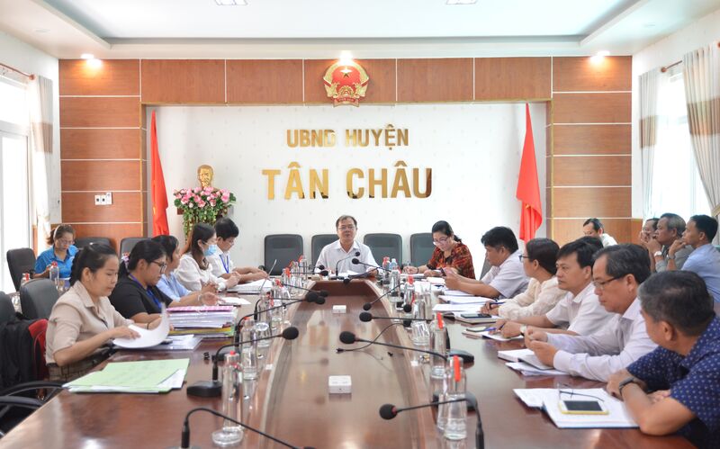 Ban Chỉ đạo liên ngành về an toàn vệ sinh thực phẩm tỉnh giám sát tại huyện Tân Châu