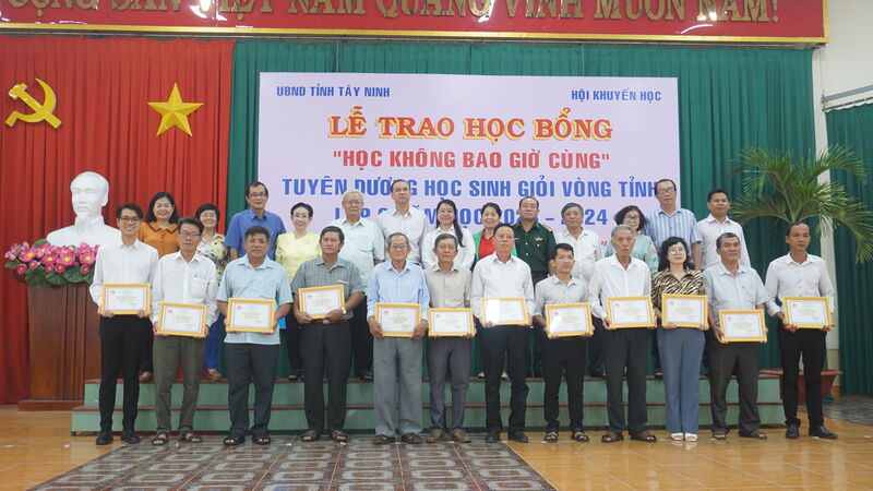 Lão nông dân tộc Thái với trăn trở gìn giữ văn hoá truyền thống