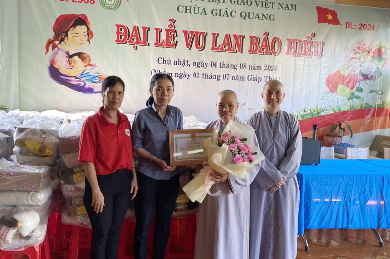 Nêu cao phương châm "Sống tốt đời, đẹp đạo"