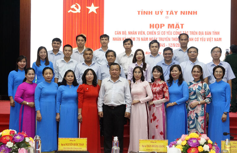 Tây Ninh họp mặt kỷ niệm 79 năm ngày truyền thống ngành Cơ yếu Việt Nam