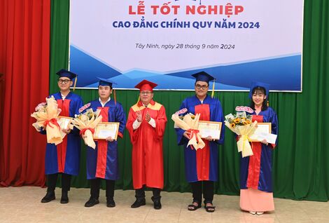 Trường Cao đẳng Sư phạm Tây Ninh: Trao bằng tốt nghiệp cho 168 tân cử nhân