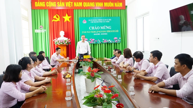 Ngân hàng Chính sách xã hội chi nhánh Tây Ninh kỷ niệm 22 năm thành lập