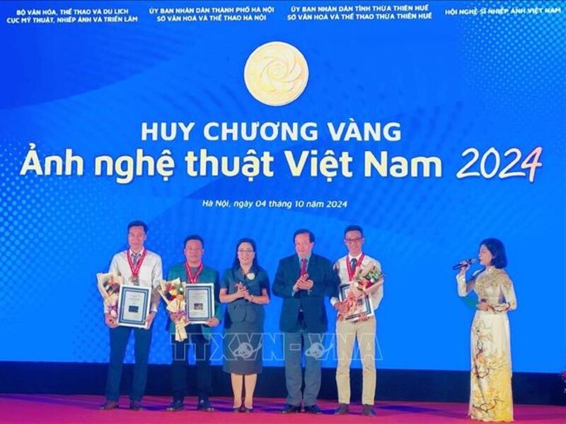 33 tác phẩm được trao giải thưởng Cuộc thi và Triển lãm Ảnh nghệ thuật Việt Nam