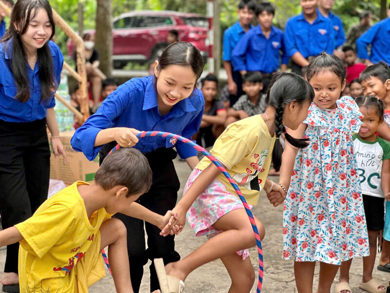 Ra mắt mô hình “Nâng cao công tác giáo dục, chăm lo trẻ em”