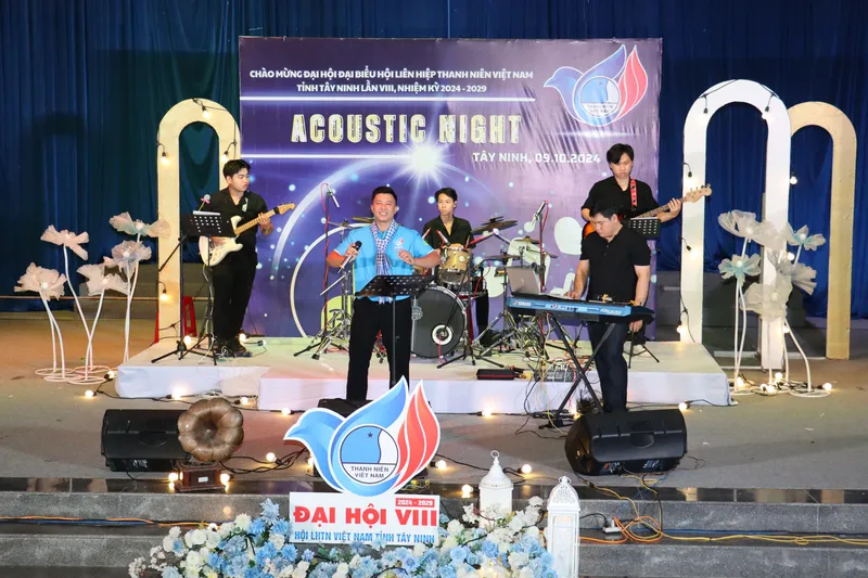 Sôi nổi đêm nhạc acoustic chào mừng Đại hội đại biểu LHTN Việt Nam tỉnh lần thứ VIII