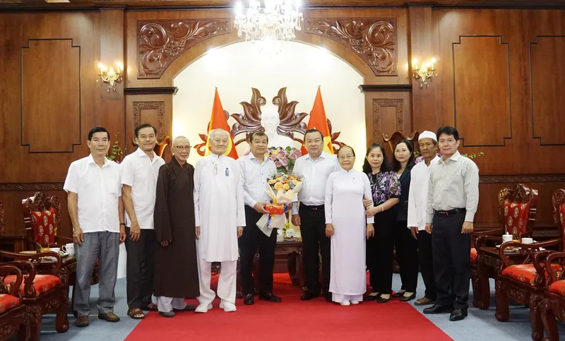 Gặp mặt đoàn đại biểu Tây Ninh tham dự Đại hội đại biểu toàn quốc Mặt trận Tổ quốc Việt Nam lần thứ X