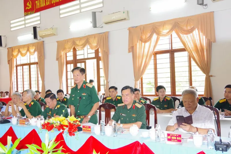 Hội thảo thông qua bản thảo sách “Lịch sử Trung đoàn Bộ binh 4 (1965 - 2025)”