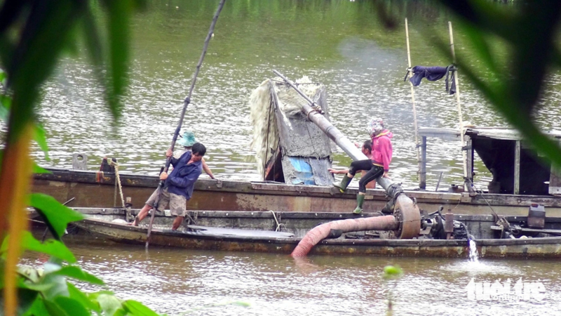 Chủ tịch Hội Vật liệu xây dựng: ‘Đấu giá cát như vậy là phá hoại ngành xây dựng’56