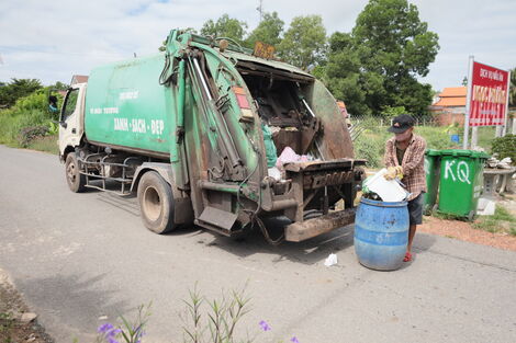 Phân loại rác thải sinh hoạt tại nguồn - Khó, nhưng phải làm