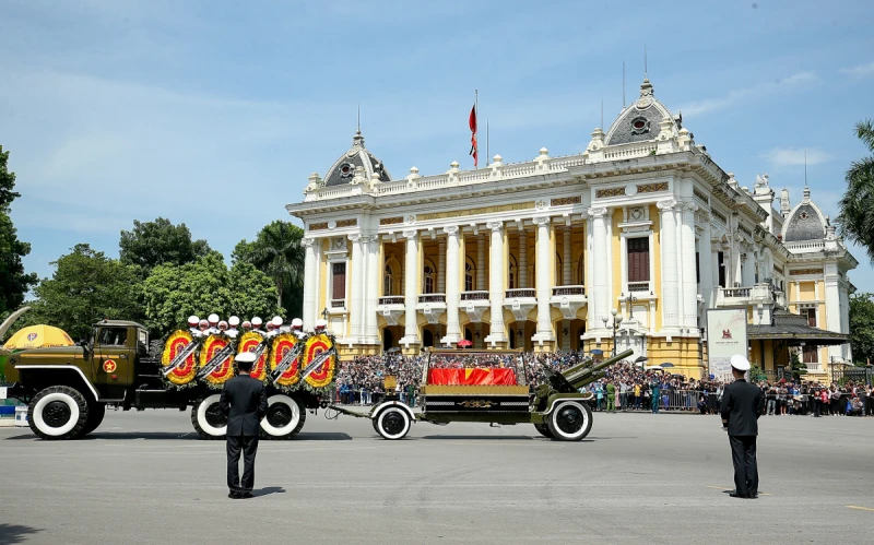 Bài 5: Để văn hoá hoàn thành sứ mệnh “soi đường cho quốc dân đi”