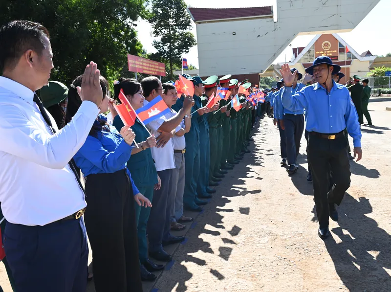 Xuất quân tìm kiếm, quy tập hài cốt liệt sĩ, quân tình nguyện và chuyên gia Việt Nam hy sinh tại Campuchia qua các thời kỳ chiến tranh