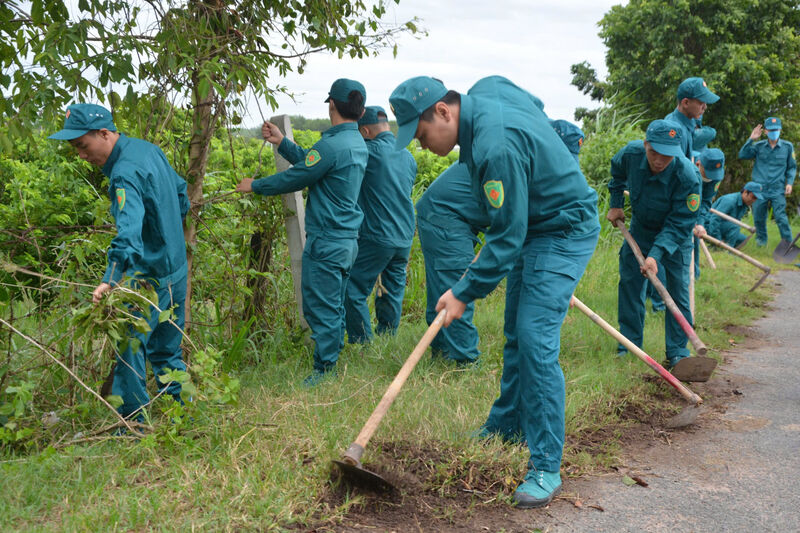 Năm 2024: LLVT thành phố có 81 tập thể, 136 cá nhân được khen thưởng