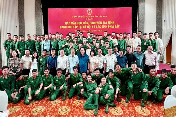 Gặp mặt học viên, sinh viên Tây Ninh đang học tập tại các tỉnh phía Bắc