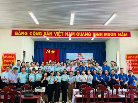 Châu Thành: Tập huấn kỹ năng làm việc với trẻ em năm học 2024 - 2025