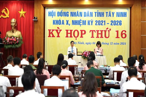 Tập trung thảo luận các giải pháp thúc đẩy kinh tế - xã hội năm cuối nhiệm kỳ