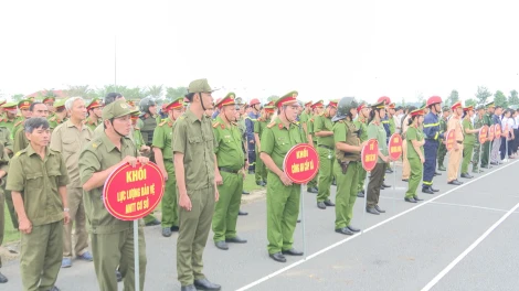 Bến Cầu ra quân thực hiện đợt cao điểm tấn công, trấn áp tội phạm, bảo đảm an ninh trật tự tết Nguyên đán Ất Tỵ 2025