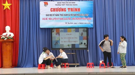 Trường THPT Trần Đại Nghĩa: Quan tâm giáo dục kỹ năng thực hành xã hội cho học sinh