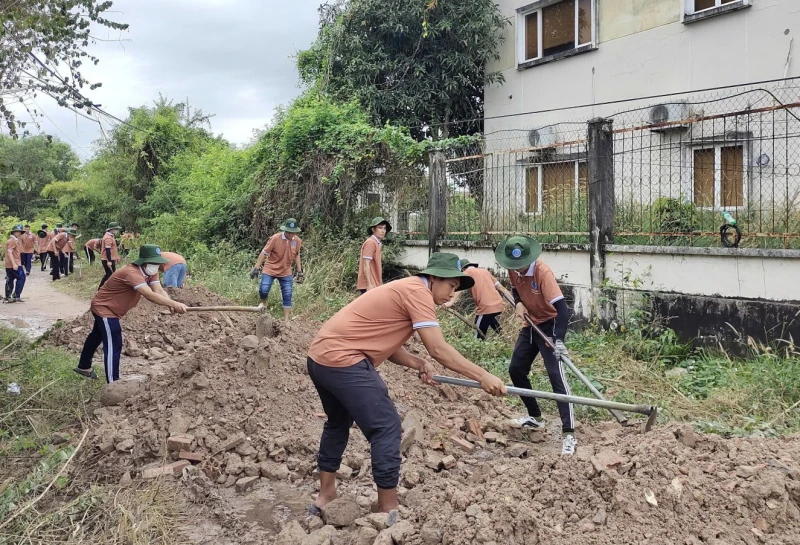 120 học viên Trường Cao đẳng Cảnh sát Nhân dân II tham gia công tác dân vận đợt 2 năm 2024 tại xã Thanh Điền