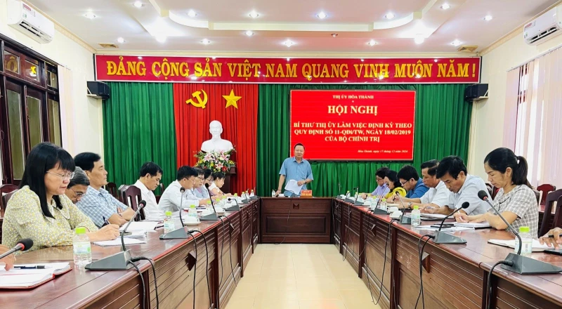 Hoà Thành: Hội nghị định kỳ thực hiện Quy định số 11 của Bộ Chính trị